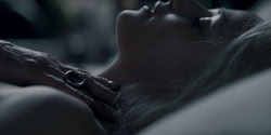extant_HouseOfTheDragon_2x05_Regent_2134