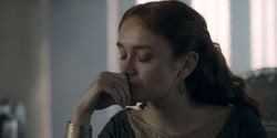 extant_HouseOfTheDragon_2x05_Regent_2477