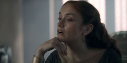 extant_HouseOfTheDragon_2x05_Regent_2484