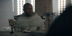 extant_HouseOfTheDragon_2x05_Regent_2489