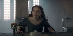 extant_HouseOfTheDragon_2x05_Regent_2529