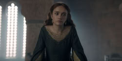 extant_HouseOfTheDragon_2x05_Regent_2556