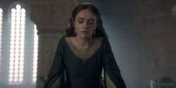 extant_HouseOfTheDragon_2x05_Regent_2558