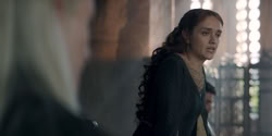 extant_HouseOfTheDragon_2x05_Regent_2619