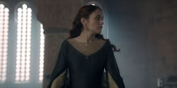 extant_HouseOfTheDragon_2x05_Regent_2636