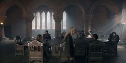 extant_HouseOfTheDragon_2x05_Regent_2764