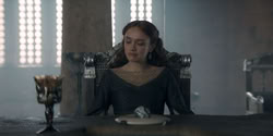 extant_HouseOfTheDragon_2x05_Regent_2802