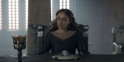 extant_HouseOfTheDragon_2x05_Regent_2809