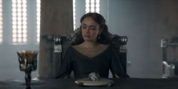 extant_HouseOfTheDragon_2x05_Regent_2810