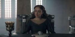 extant_HouseOfTheDragon_2x05_Regent_2818