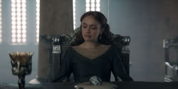 extant_HouseOfTheDragon_2x05_Regent_2821