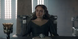 extant_HouseOfTheDragon_2x05_Regent_2824