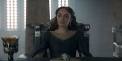 extant_HouseOfTheDragon_2x05_Regent_2827