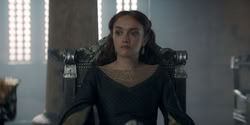 extant_HouseOfTheDragon_2x05_Regent_2845