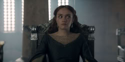 extant_HouseOfTheDragon_2x05_Regent_2851