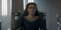 extant_HouseOfTheDragon_2x05_Regent_2852