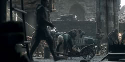 extant_HouseOfTheDragon_2x05_Regent_3657