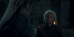 extant_HouseOfTheDragon_2x05_Regent_4059