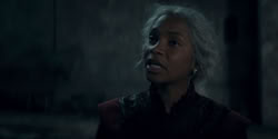 extant_HouseOfTheDragon_2x05_Regent_4135