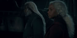 extant_HouseOfTheDragon_2x05_Regent_4140