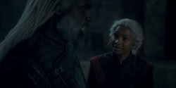 extant_HouseOfTheDragon_2x05_Regent_4168