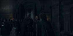 extant_HouseOfTheDragon_2x05_Regent_4819