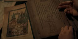 extant_HouseOfTheDragon_2x05_Regent_5216