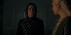 extant_HouseOfTheDragon_2x05_Regent_5297
