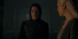 extant_HouseOfTheDragon_2x05_Regent_5298