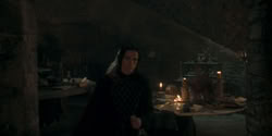 extant_HouseOfTheDragon_2x05_Regent_5303