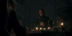 extant_HouseOfTheDragon_2x05_Regent_5445