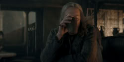 extant_HouseOfTheDragon_2x06_Smallfolk_2434