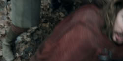 extant_HouseOfTheDragon_2x07_TheRedSowing_1949