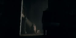 extant_HouseOfTheDragon_2x07_TheRedSowing_1999