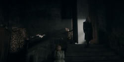 extant_HouseOfTheDragon_2x07_TheRedSowing_2013