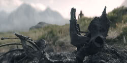 extant_HouseOfTheDragon_2x07_TheRedSowing_2657