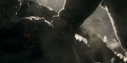 extant_HouseOfTheDragon_2x07_TheRedSowing_5345