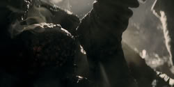 extant_HouseOfTheDragon_2x07_TheRedSowing_5349