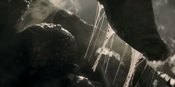 extant_HouseOfTheDragon_2x07_TheRedSowing_5351