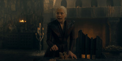 HouseOfTheDragon_3x01-SaltAndSeaFireAndBlood_0791