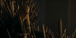 HouseOfTheDragon_3x01-SaltAndSeaFireAndBlood_1019