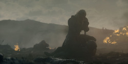 HouseOfTheDragon_3x01-SaltAndSeaFireAndBlood_1199