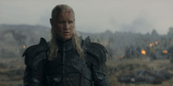 HouseOfTheDragon_3x01-SaltAndSeaFireAndBlood_1271