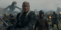 HouseOfTheDragon_3x01-SaltAndSeaFireAndBlood_1409
