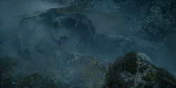 HouseOfTheDragon_3x01-SaltAndSeaFireAndBlood_1925