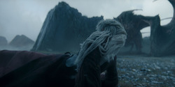 HouseOfTheDragon_3x01-SaltAndSeaFireAndBlood_1937