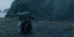 HouseOfTheDragon_3x01-SaltAndSeaFireAndBlood_1946