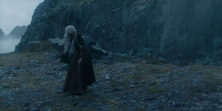 HouseOfTheDragon_3x01-SaltAndSeaFireAndBlood_1950