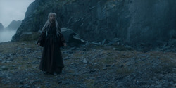 HouseOfTheDragon_3x01-SaltAndSeaFireAndBlood_1964