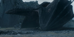 HouseOfTheDragon_3x01-SaltAndSeaFireAndBlood_1969